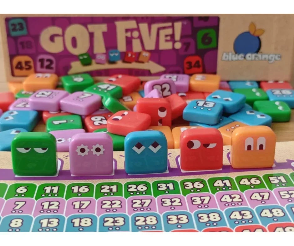¿Quién es el mejor descifrando códigos? Got Five! Una de nuestras novedades más esperadas llega totalmente en español